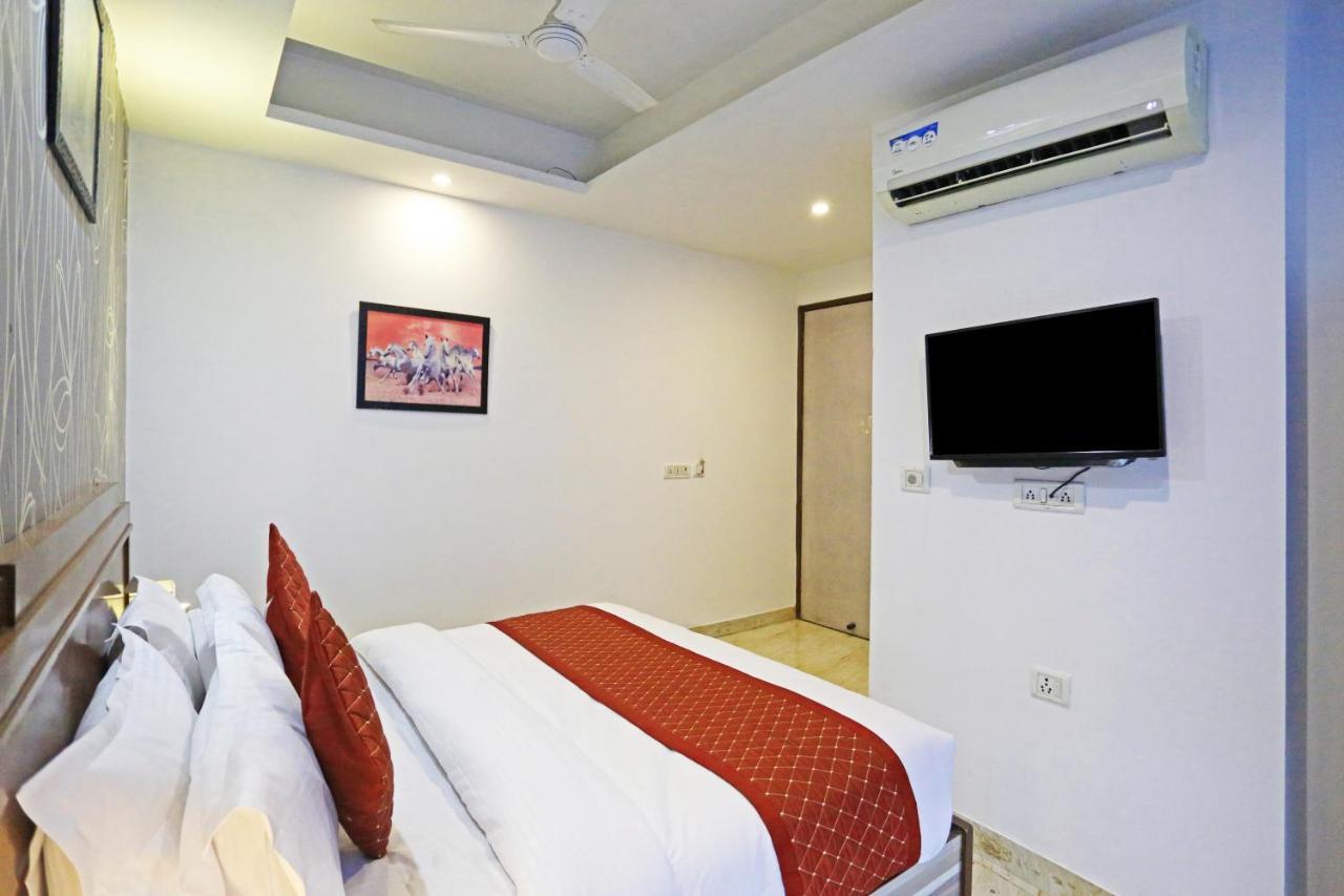 Hotel The Best Near Delhi Airport New Delhi Buitenkant foto
