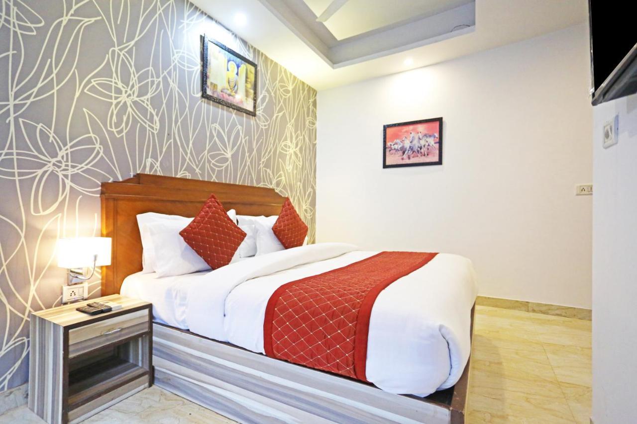 Hotel The Best Near Delhi Airport New Delhi Buitenkant foto