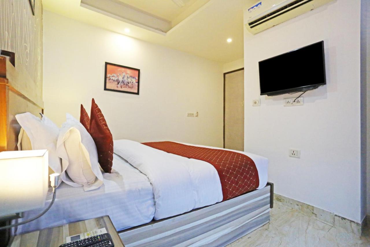Hotel The Best Near Delhi Airport New Delhi Buitenkant foto